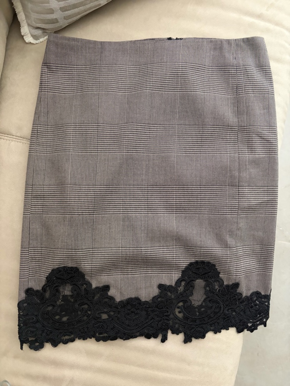 Adrianna Papell brown Plaid Pencil Skirt with Black Lace Hem 4